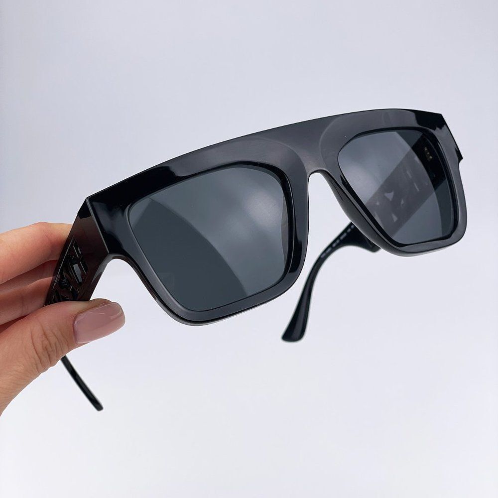 Versace VE4430U GB1/87 BRAND NEW Sunglasses Black Grey Frame Logo Square Unisex